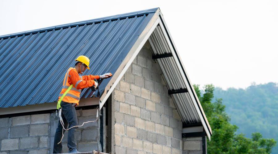 Expert Emergency Roof Repairs services in Marion, IN
